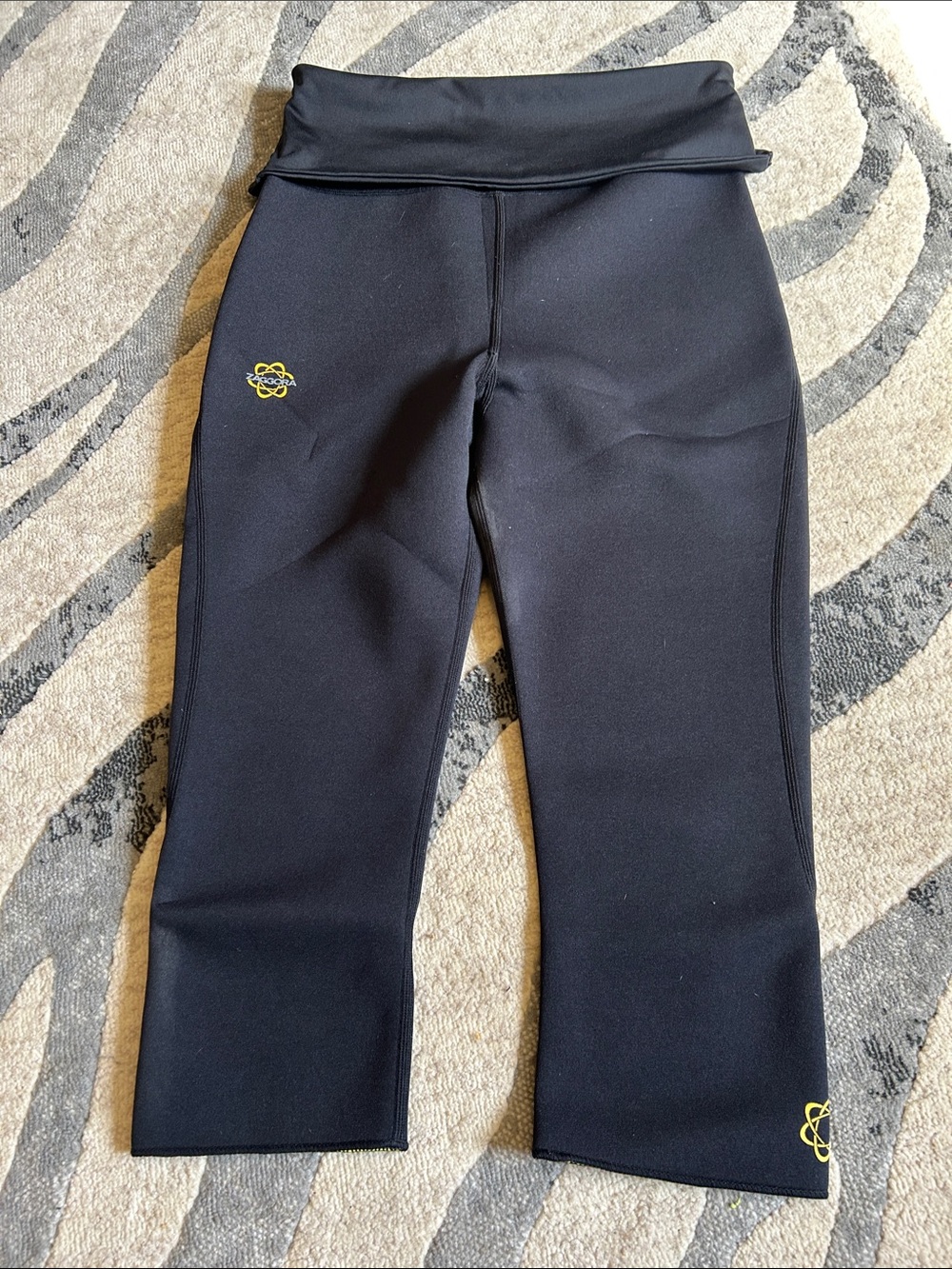 Women's Black Capri Active Leggings with Yellow Accent
